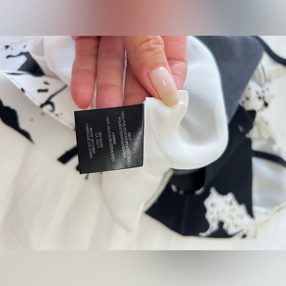 Tibi | SZ 2 | Black White Paint Splatter | Abstract | Sleeveless Tank Camisole - Picture 8 of 9